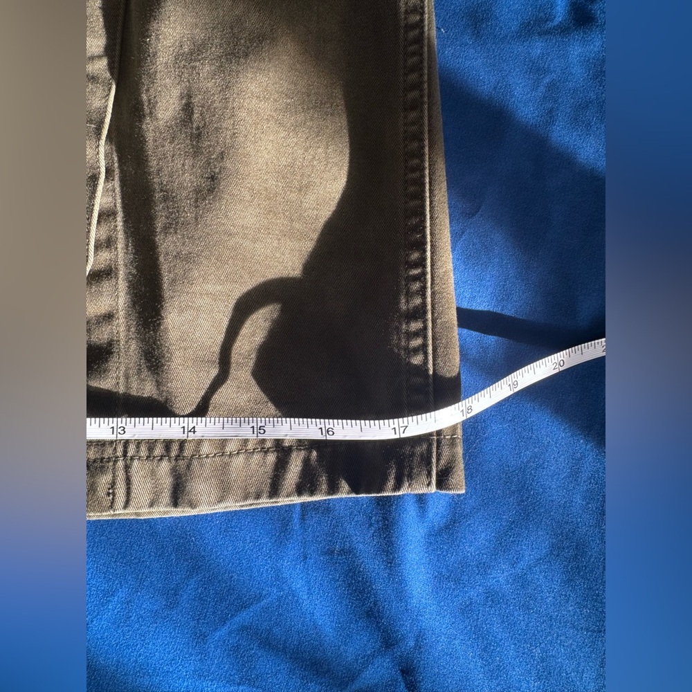 NWOT Garment-Dyed Cargo Midi Skirt / size 25 - Picture 5 of 6